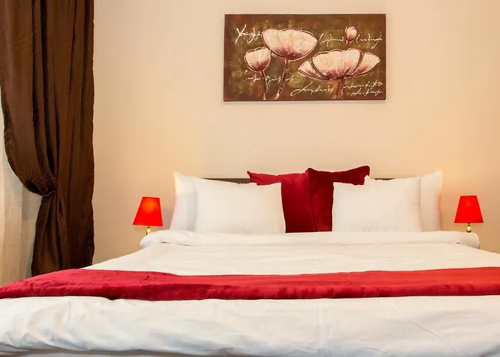 Sala Polivalenta - Sector 4 - Motru 84 By Mrg アパート