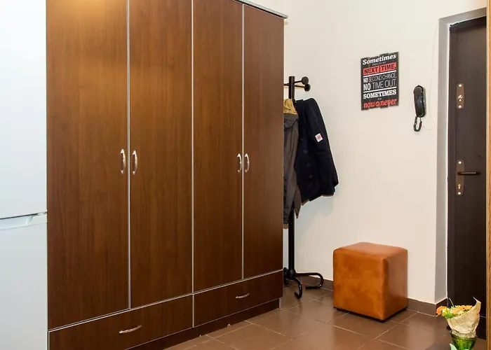 Sala Polivalenta - Sector 4 - Motru 84 By Mrg *