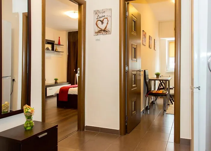 Sala Polivalenta - Sector 4 - Motru 84 By Mrg 布加勒斯特